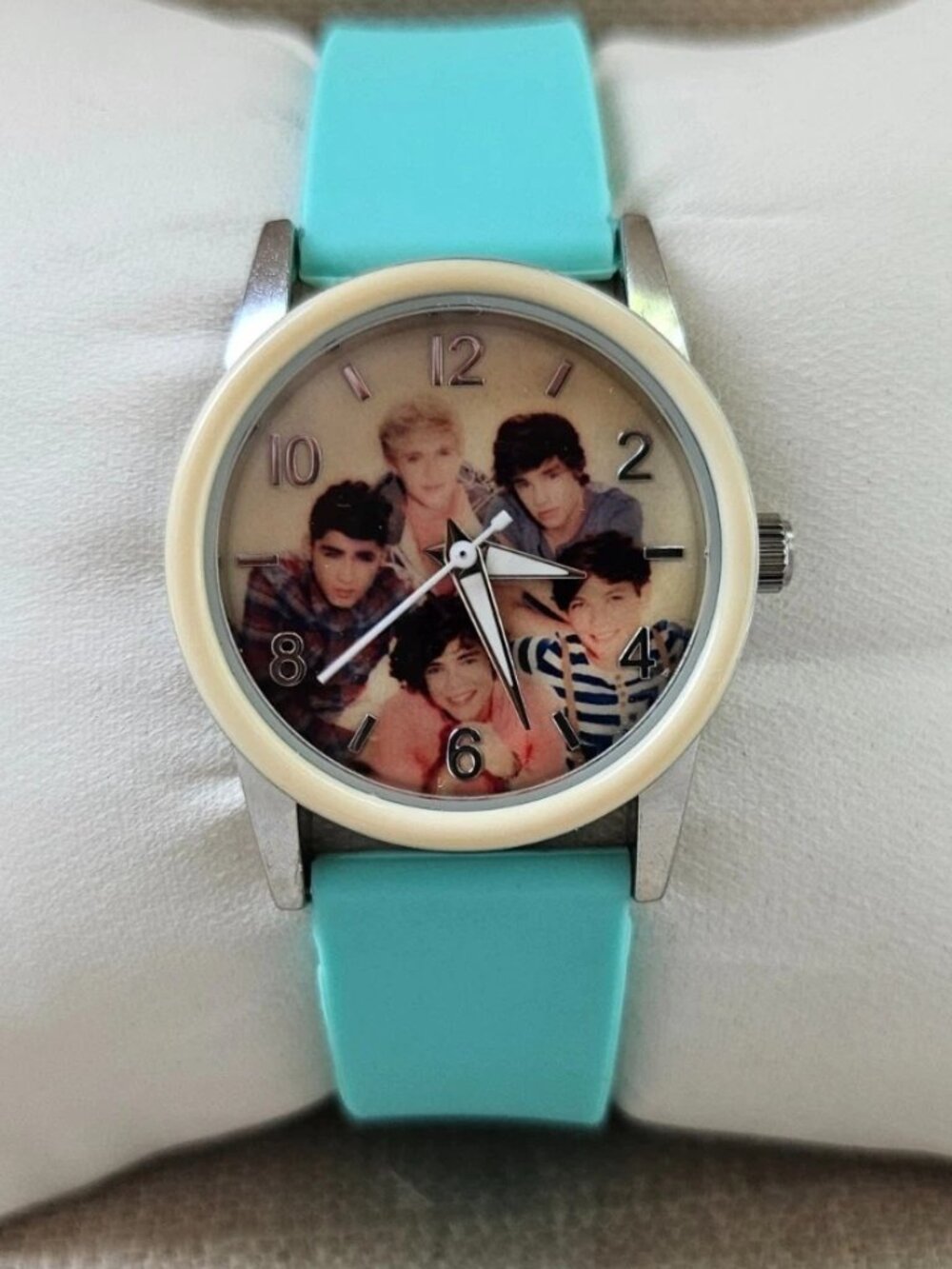 Vintage One Direction Wristwatch Blue Tone Rubber Strap Quartz Analog Watch